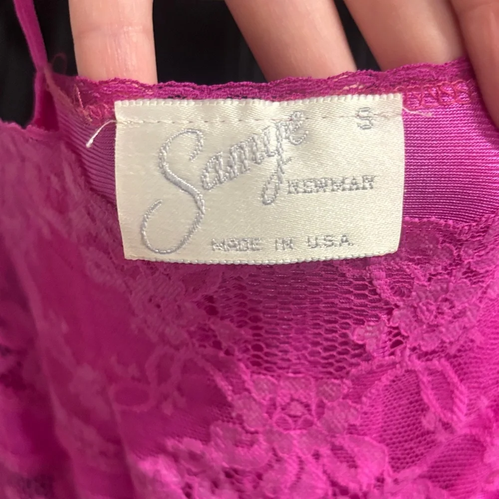 Vintage 90’s Samye Newman Hot Pink Lace Teddy Romper Size Small - Picture 2 of 6
